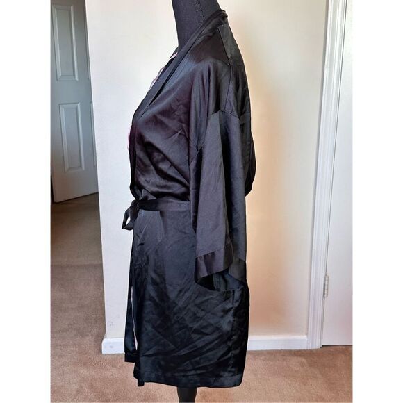 Victoria's Secret Designer Collections Satin Black With Pink Trim Kimono Robe Sz - Picture 3 of 6